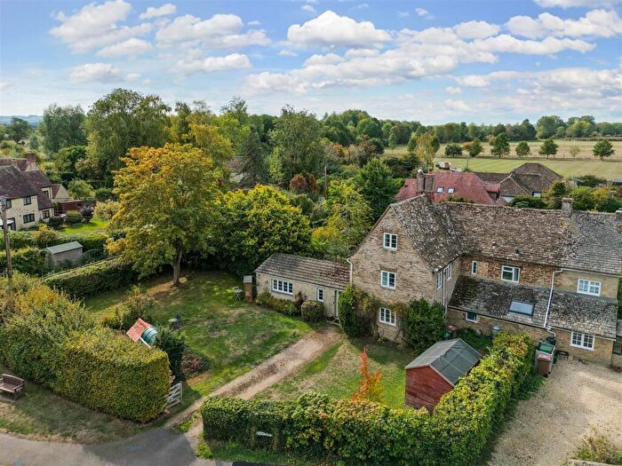 3 Bedroom Cottage For Sale In Charney Bassett, Wantage, Oxfordshire, OX12