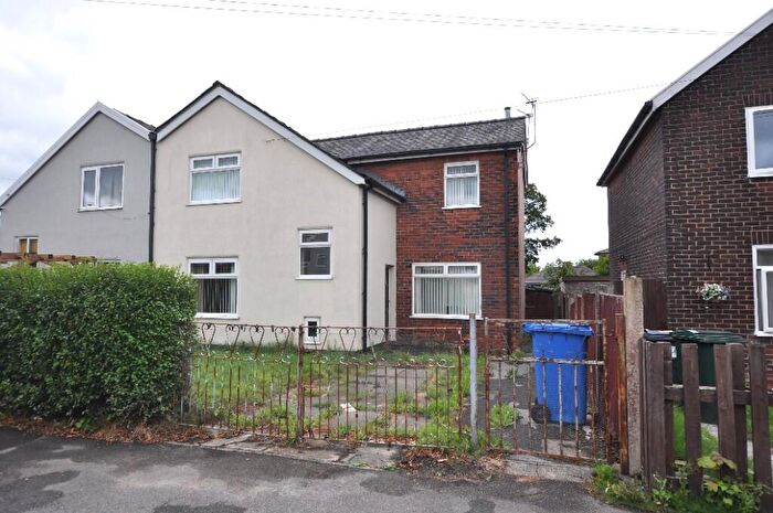 3 Bedroom Semi-Detached House For Sale In Lancaster Place, Adlington, PR6