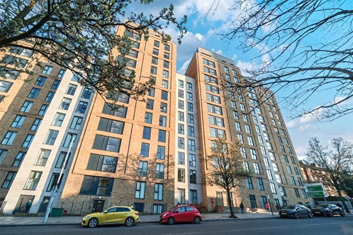 1 Bedroom Apartment For Sale In Wellington Street, London, SE18