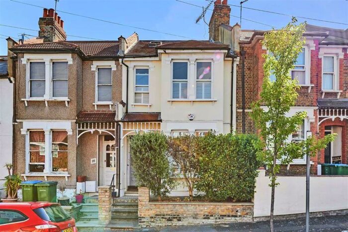 4 Bedroom House To Rent In Hopedale Road, Blackheath, SE7