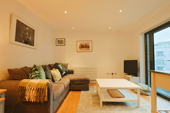 2 Bedroom Flat To Rent In Anchorage, Gaol Ferry Steps, Bristol, BS1