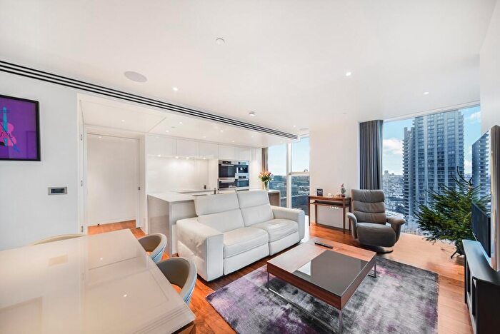 2 Bedroom Flat To Rent In The Heron, Moor Lane, EC2Y