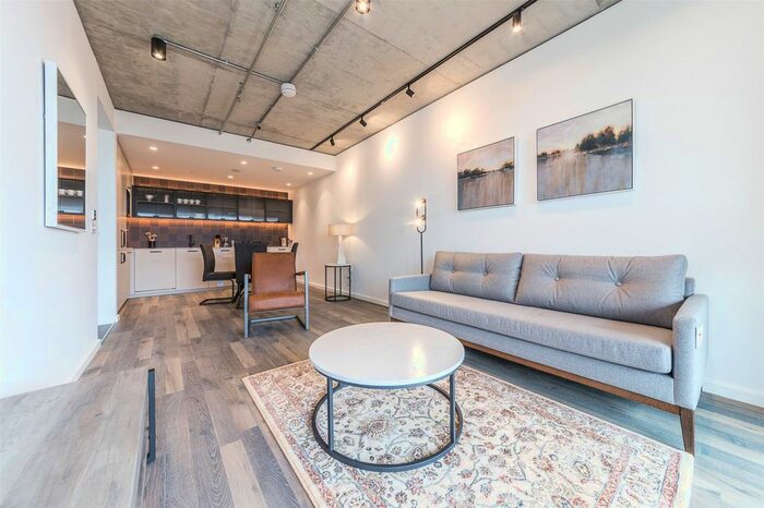 2 Bedroom Flat To Rent In Lawrence Road, London, N15