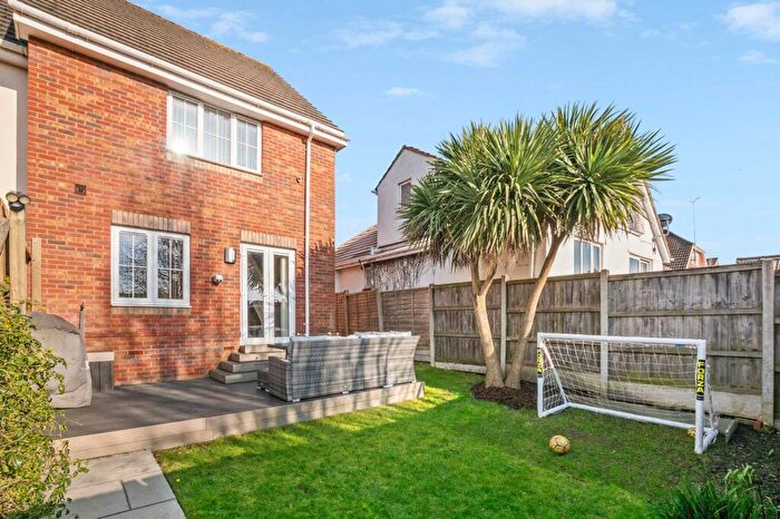 3 Bedroom House For Sale In Fernside Road, Poole, BH15