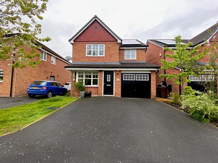 4 Bedroom House To Rent In Alexander Close, Chorley, PR7