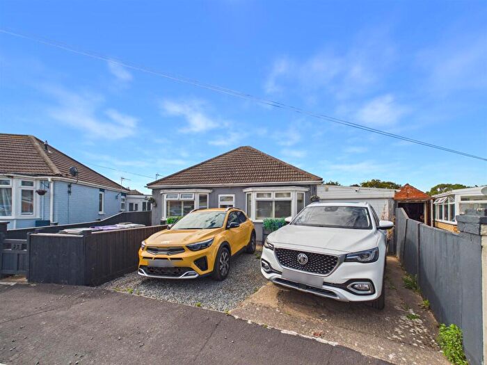 2 Bedroom Detached Bungalow For Sale In Long Acre, Mablethorpe, LN12