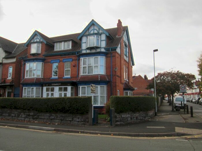 1 Bedroom End Of Terrace House To Rent In Showell Green Lane, Sparkhill, Birmingham, B11