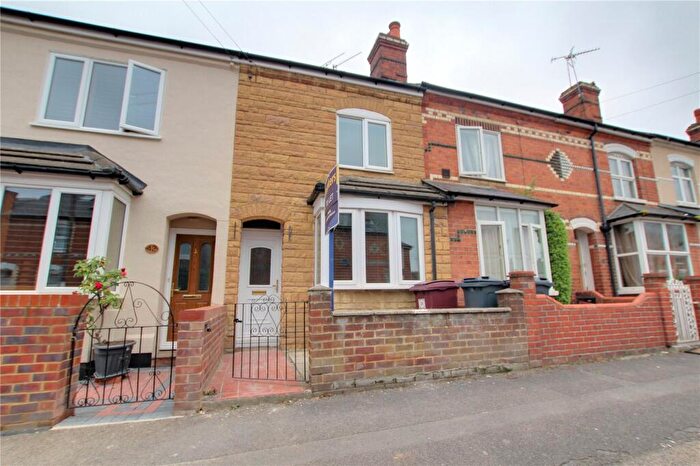3 Bedroom Terraced House To Rent In Chester Street, Reading, Berkshire, RG30