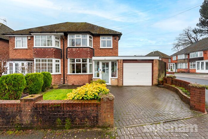 3 Bedroom Semi-Detached House For Sale In Peters Avenue, Northfield, Birmingham, B31