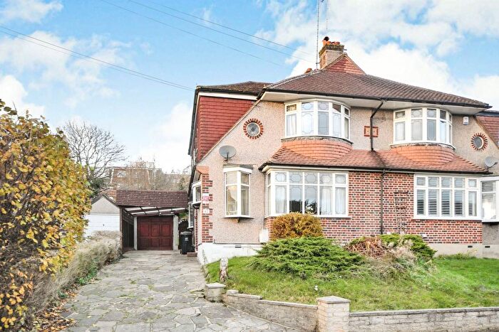 4 Bedroom Semi Detached House To Rent In Courtfield Rise, West Wickham, BR4
