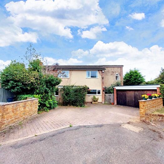 5 Bedroom Detached House For Sale In Park Street, Earls Barton, Northamptonshire, NN6
