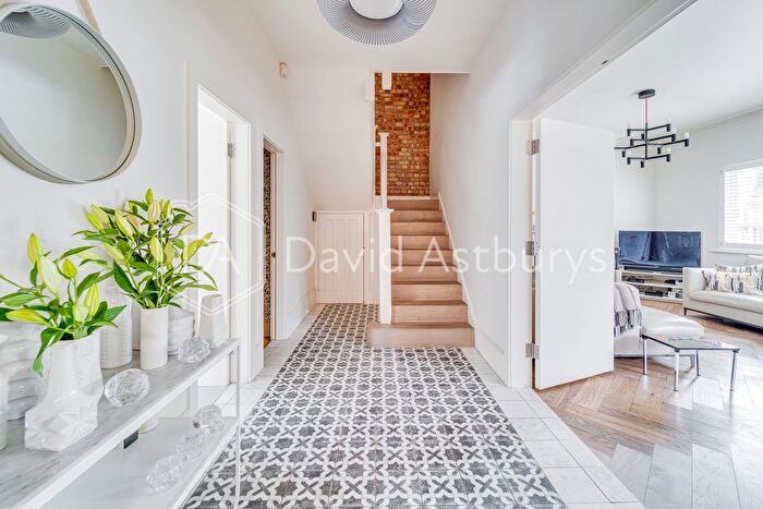 5 Bedroom End Of Terrace House To Rent In Alexandra Park Road, Muswell Hill, London, N10