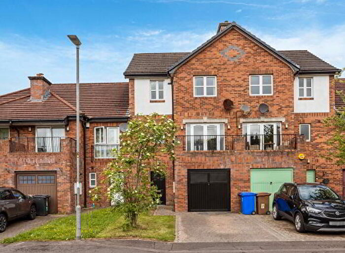 4 Bedroom TownHouse For Sale In St. Annes Road, Belfast, BT10