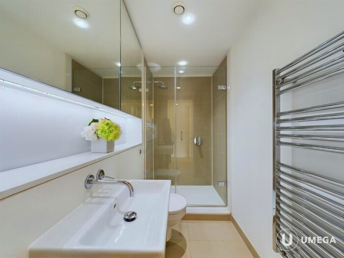 1 Bedroom Flat To Rent In Simpson Loan, Quartermile, Edinburgh, EH3