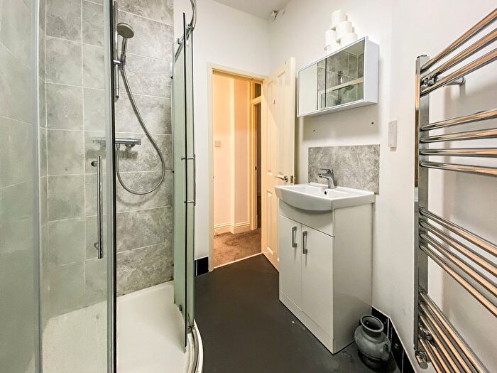 1 Bedroom Flat To Rent In Queen Alexandra Mansions, Tonbridge Street, Bloomsbury, WC1H