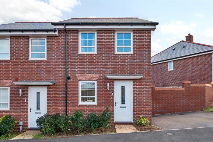 2 Bedroom End Of Terrace House For Sale In Stanbury Row, Alphington, Exeter, EX2