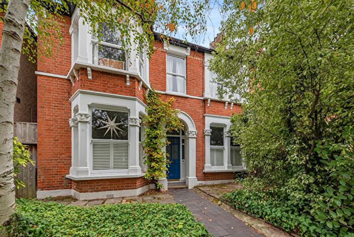 4 Bedroom End Terrace House For Sale In Balcaskie Road, Eltham, London, SE9