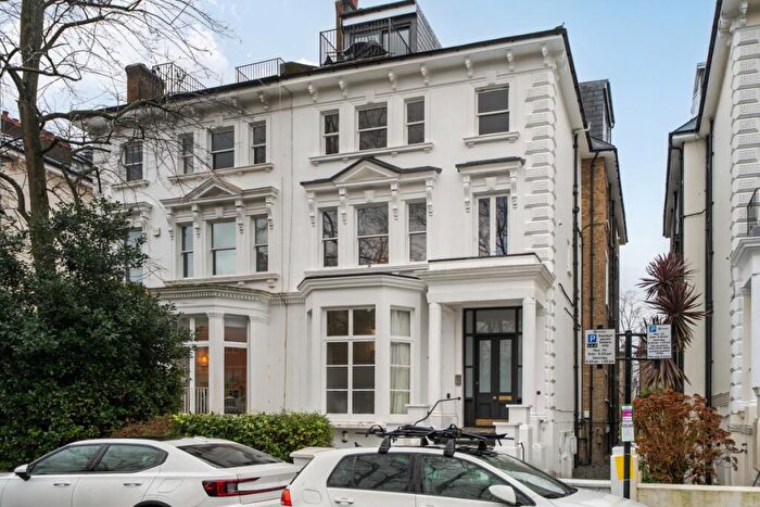 2 Bedroom Flat To Rent In Belsize Park Gardens London, NW3