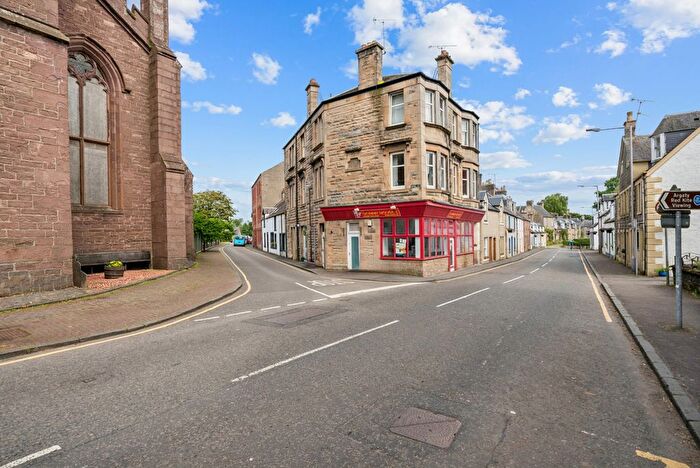 2 Bedroom Flat To Rent In King Street, Doune, Stirling, FK16