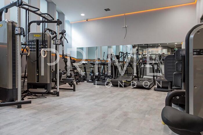 1 Bedroom Flat To Rent In Whitehouse Apartments, South Bank, London, SE1