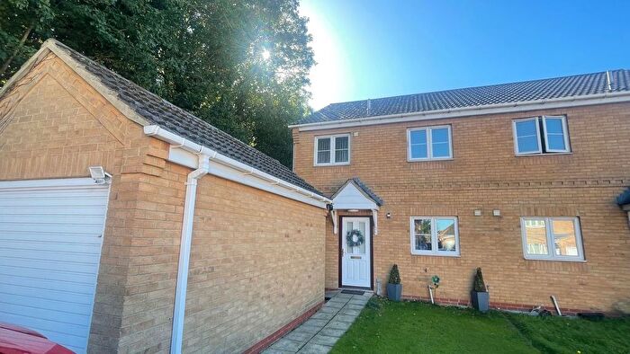 3 Bedroom Semi Detached House For Sale In Atkinson Street, Peterborough, PE1