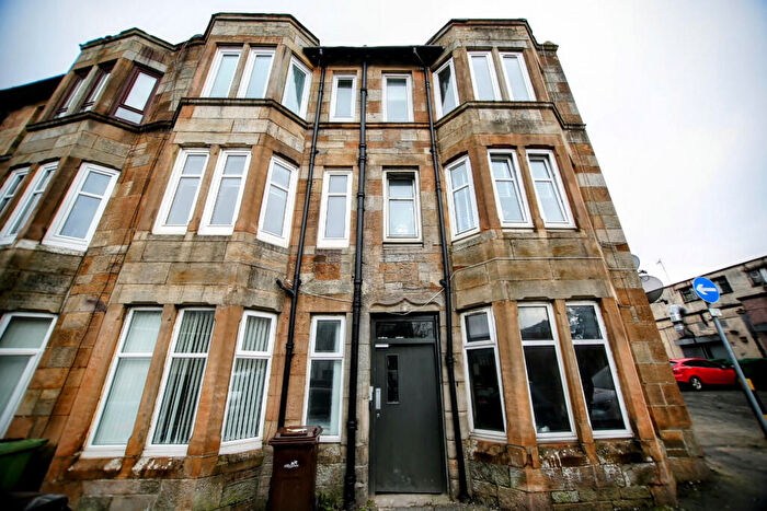 1 Bedroom Flat To Rent In Eastwood Crescent, Thornliebank, G46