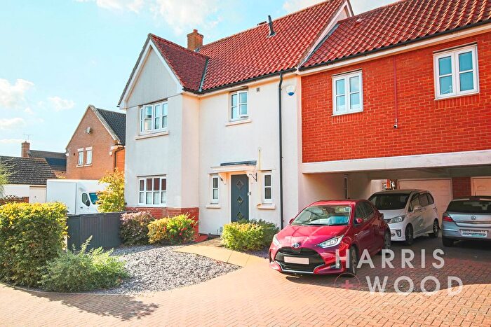 4 Bedroom Link Detached House For Sale In Cranborne Close, Colchester, Essex, CO4