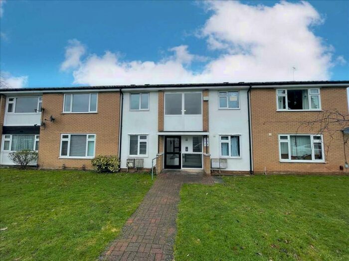 2 Bedroom Apartment To Rent In Clifford Road, Bentley Heath, Solihull, B93