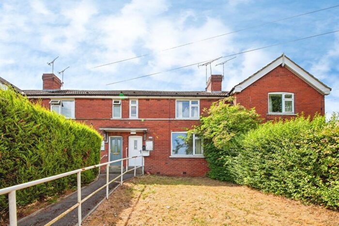 2 Bedroom Town House For Sale In Coach Road, Greasbrough, Rotherham, S61
