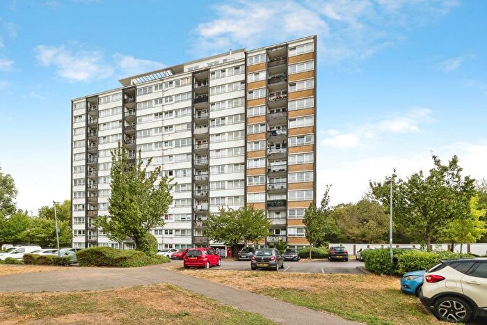2 Bedroom Flat For Sale In Slewins Close, Hornchurch, RM11