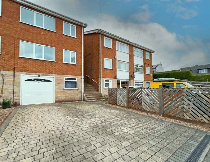 3 Bedroom Semi-Detached House To Rent In Hilton Road, Mapperley, Nottingham, NG3