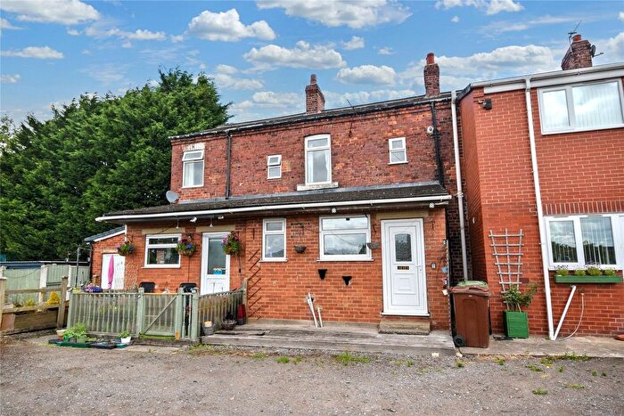 2 Bedroom Terraced House To Rent In Bradford Road, Wrenthorpe, Wakefield, West Yorkshire, WF2