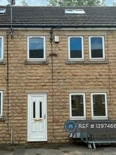 3 Bedroom Terraced House To Rent In Turner Street, Great Houghton, Barnsley, S72
