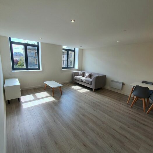 2 Bedroom Flat For Sale In Conditioning House, Cape Street, Bradford, Yorkshire, BD1