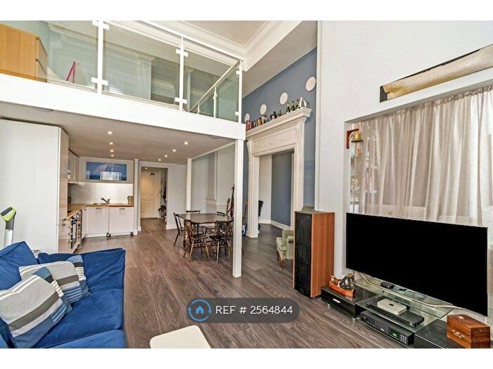 1 Bedroom Flat To Rent In Imperial Apartments, Southampton, SO14