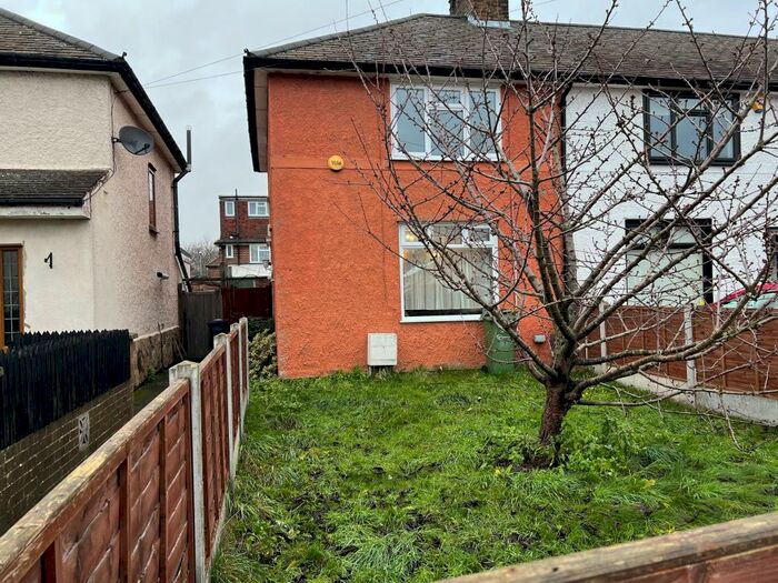 2 Bedroom House To Rent In Dronfield Gardens, Dagenham, RM8