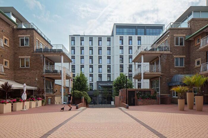 Studio To Rent In Chatfield Road, London, SW11