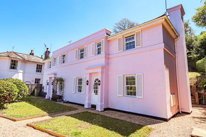 4 Bedroom Semi-Detached House For Sale In Marley Lane, Battle, TN33