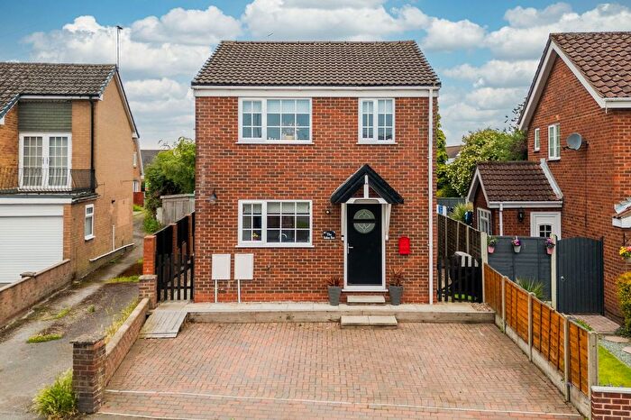 3 Bedroom Detached House For Sale In Station Road, Rawcliffe, DN14