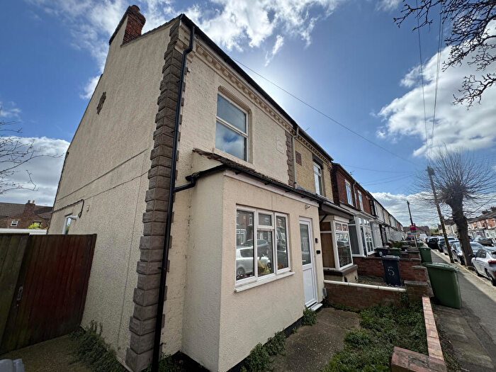 4 Bedroom Terraced House For Sale In Milton Road, Peterborough, Cambridgeshire, PE2