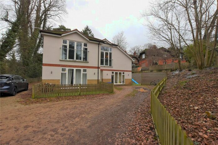 1 Bedroom Flat To Rent In Roke Road, Kenley, CR8