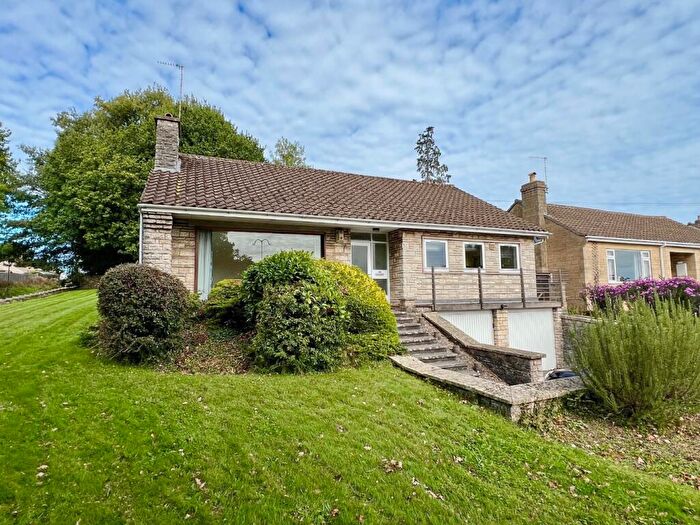 3 Bedroom Detached Bungalow To Rent In Priory Close, Midsomer Norton, BA3