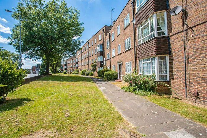 2 Bedroom Apartment To Rent In High Street, Cheam, SM3