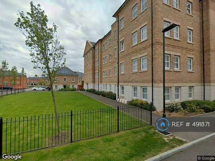 2 Bedroom Flat To Rent In Rainbow Road, Erith, DA8