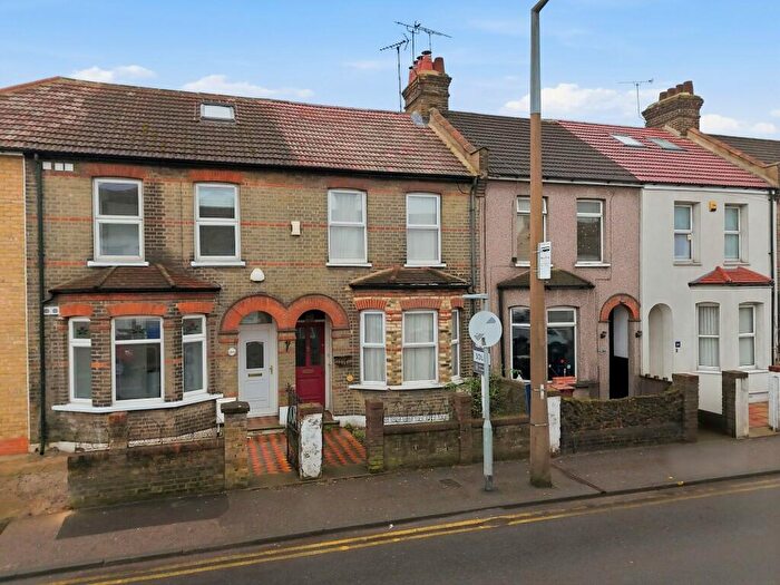 3 Bedroom Terraced House For Sale In Clarence Road, Grays, RM17