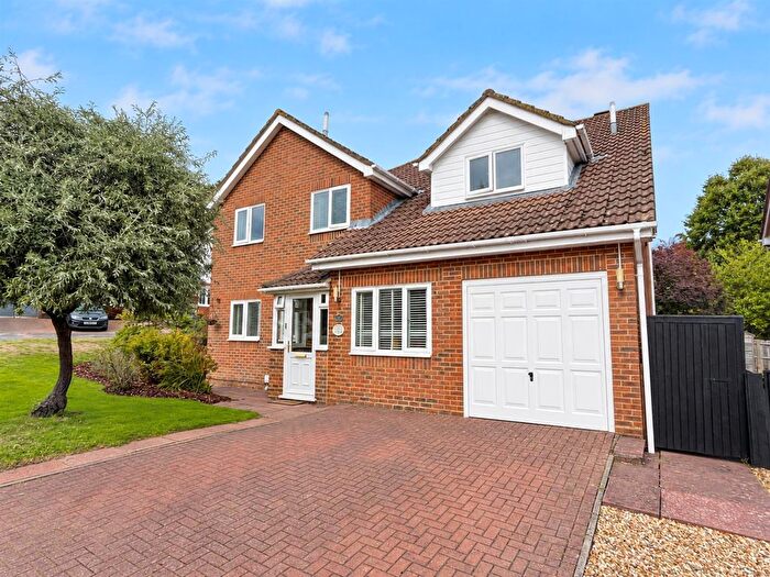 5 Bedroom Detached House For Sale In Lime Way, Heathfield, TN21