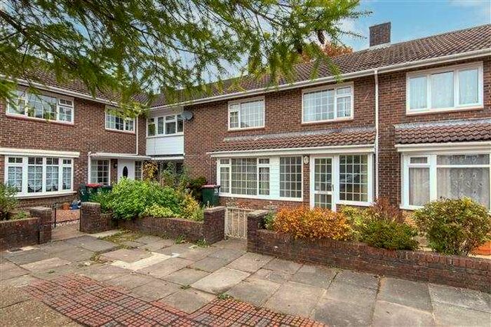 3 Bedroom Terraced House To Rent In Gossops Green, Crawley, RH11