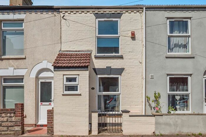 2 Bedroom Terraced House For Sale In Maygrove Road, Great Yarmouth, NR30