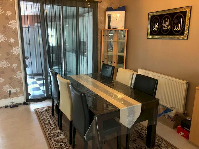 3 Bedroom Terraced House To Rent In Caulfield Road, London, E6