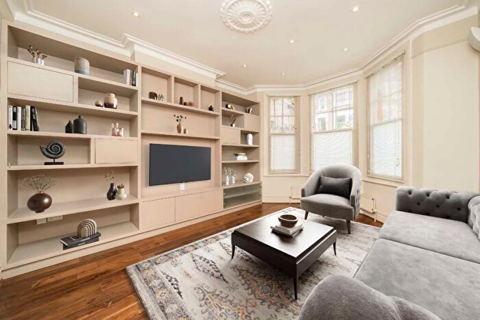 4 Bedroom Terraced House For Sale In Hillfield Road, West Hampstead, NW6